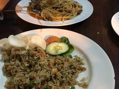 -Mamo Bar and Restaurant