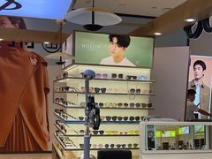 -爱视眸Eyeblling眼镜·依视路·蔡司镜片折扣店(百联南方商城购物中心)