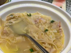 -金时代顺风大酒店(临港百联店)