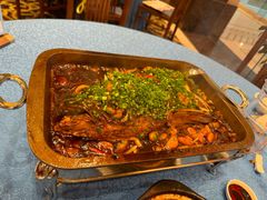 铁板烤松花鲫鱼-老淳安—伴山伴湖(千岛湖开元度假村店)