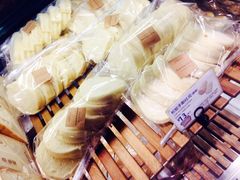松软手撕吐司-巴黎贝甜(大宁国际商业广场店)