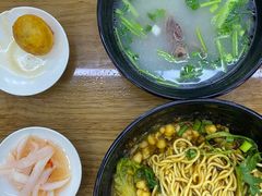 -耙豌豆重庆小面