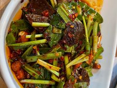 -临界音乐酒馆·小龙虾·江湖菜(华熙LIVE·鱼洞店)