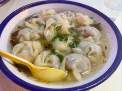 汉味大馄饨-早酒肖汉老味拌面