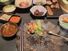 -铭牛烧肉·和牛海鲜自助(高新月牙湖店)