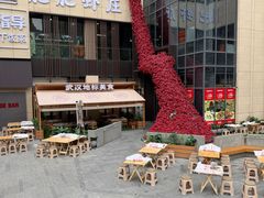 -肥肥虾庄·金牌油焖大虾(汉口城市广场店)