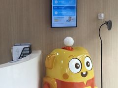 -小门牙好性格托育(北外滩中心)