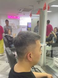 -米娜护肤造型