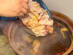 -威邵鸡煲(西华路总店)