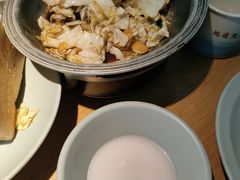 -蜜桃餐厅·伴山(绿宝广场店)