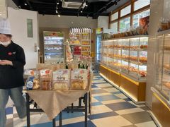 -85度C(生甜甜圈研究工坊·上海平凉店)