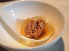 蟹粉小笼包-绿波廊(豫园店)