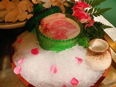 新西兰牛乳浸雪花牛肉-禄婶鸡煲·打边炉