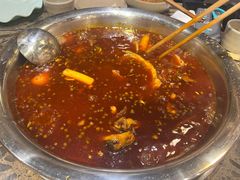 -肖肖酸萝卜鱼火锅(总店)