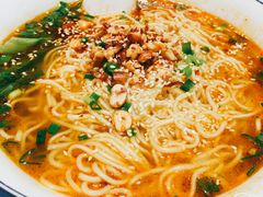 重庆小面-文叔·湖北名小吃·小龙虾(华强北店)