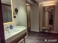 -汉庭优佳(成都一品天下蜀汉路东地铁站店)