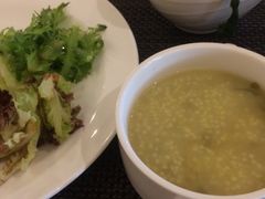 -凤凰谷天澜度假酒店云天阁自助餐