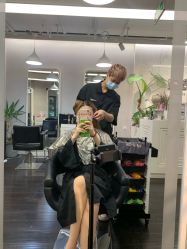 -发朵Hair 烫染沙龙