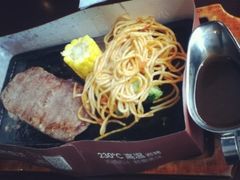 西冷牛排-必胜客(证大大拇指店)