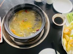 -野菌皇海景野生菌火锅(滨海大道店)