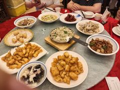 -侬佳蒸菜馆(听潮店)
