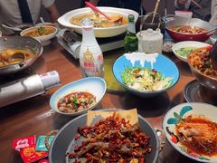 -川流不息·地道川菜·小龙虾(松东路店)