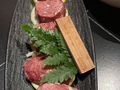 -山川小町·极番烧肉(新地假日广场店)