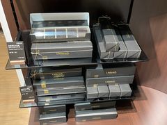 -Laderach 莱德拉(上海环贸iapm店)