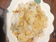 石河子凉皮-哈密古丽新疆餐厅(江北融创店)