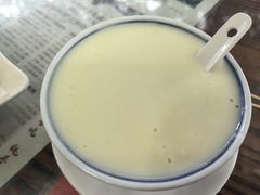 -周大娘牛乳(旧寨古村总店)
