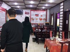 大堂-湖南人家湘菜馆(镇江路店)