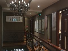 -莱蔻·圣灸堂·推拿艾灸(天山店)