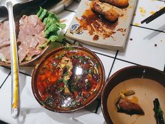 -扎起市井老火锅(乐山总店)