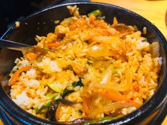 -唯成•韩国炭火烤肉 유성고기