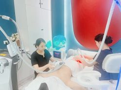 -Lily纤美·科技减脂中心