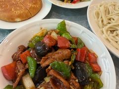 -汗腾格里·风味餐厅(新疆驻京办店)