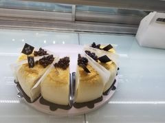-焙丽拾光(麦凯乐直营店)