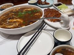 -梅利汴京烤鸭•开封豫菜地标店(东大街店)
