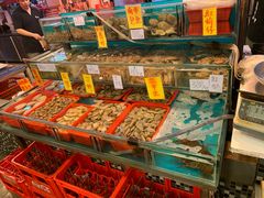 水产区-鲜入围煮花胶鸡海鲜火锅