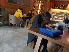 -星巴克(汤臣国贸大厦店)