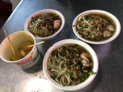 -六合夜市