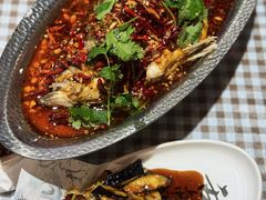 蒜爆鱼-百味地锅鸡(二店·财校分店)