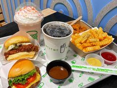 招牌牛肉堡双层-Shake Shack(西单大悦城店)