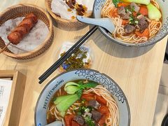 番茄牛肉粉-俏凤凰(美林M·LIVE天地东座店)