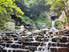 -石台牯牛降景区