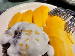 -大头虾越式风味餐厅(光明广场店)