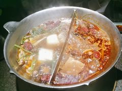 -湊湊火锅·茶憩(新中关购物中心店)