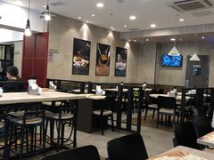 大堂-康师傅私房牛肉面(马泉营奥莱店)
