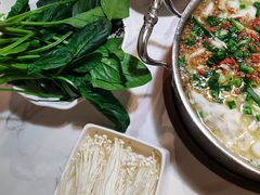 -德林酸菜鱼火锅(南丹店)