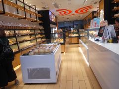面包甜点陈列柜-御蝶坊生日蛋糕KNAC(创业店)